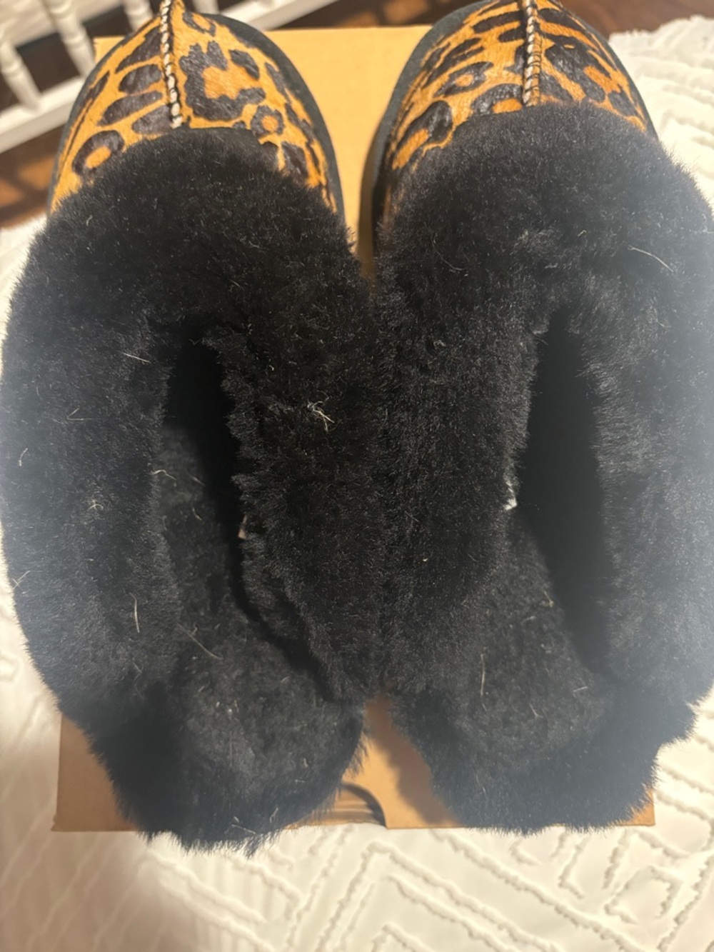 UGG Women Leopard Print Slippers with Black Plush Cuff - Picture 4 of 5